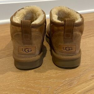 UGG Classic Ultra Mini